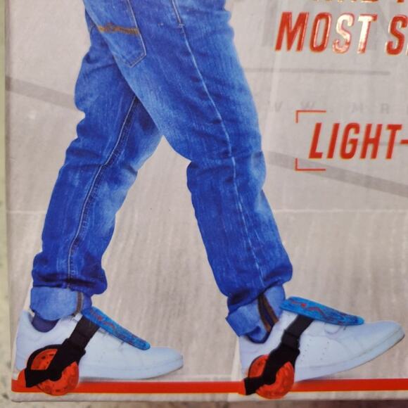 Madd Gear Rollers Light Up Heel Skates for Childrens Shoes Action Skates - Picture 5 of 11